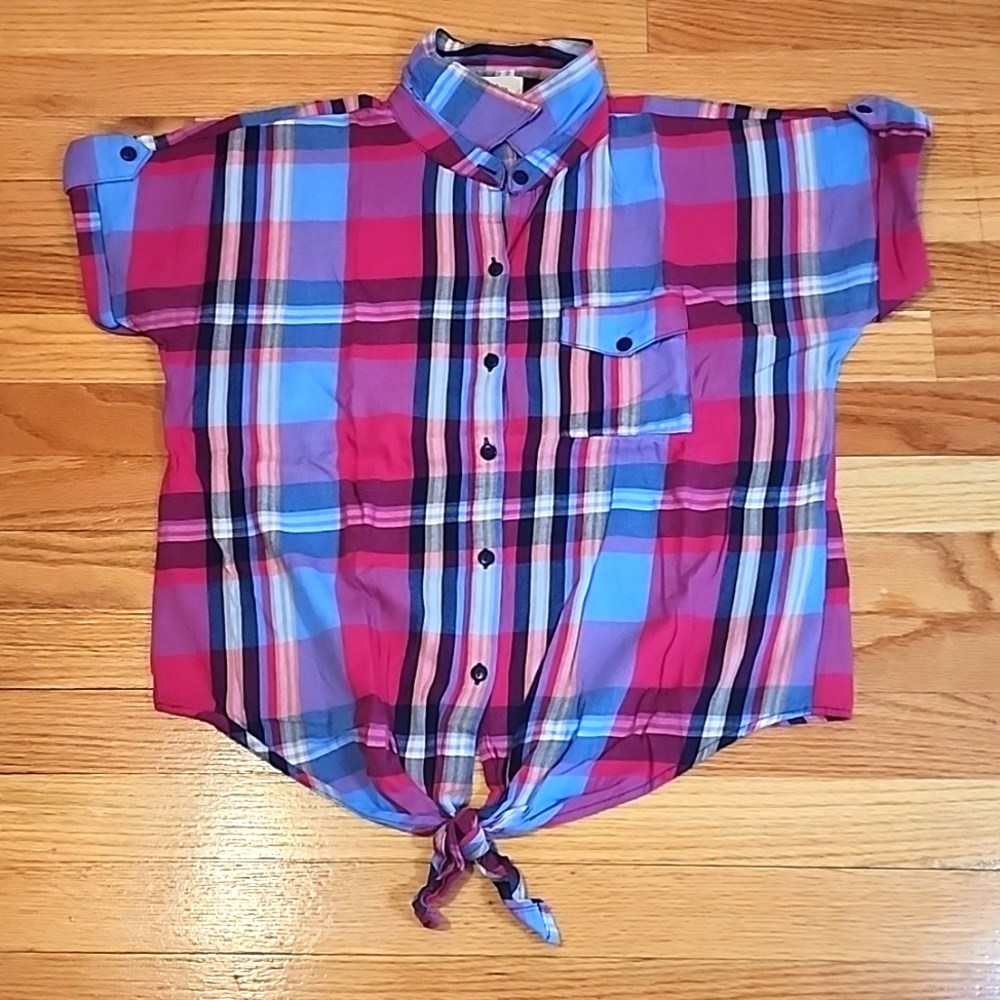Love Notes Women's Button Down Shirt SizeS Tie Front Plaid Short Sleeve Roll Tab